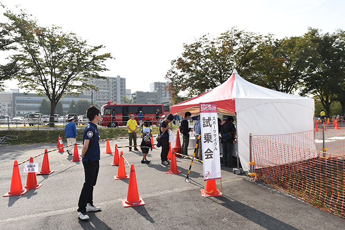 サイクルフェスタならではの、スポーツサイクル試乗会も実施。