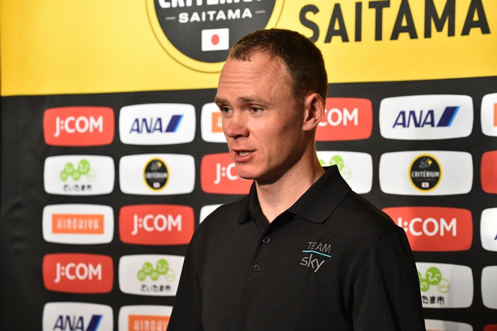 メインレース前日の囲み取材で、レースへの意気込みを語るクリ…