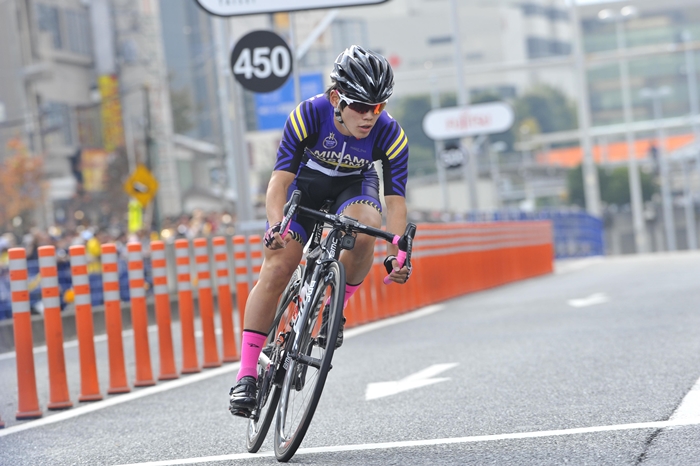 さいたまクリテリウム初出場の男子ジュニア・塩島嵩一郎選手（…